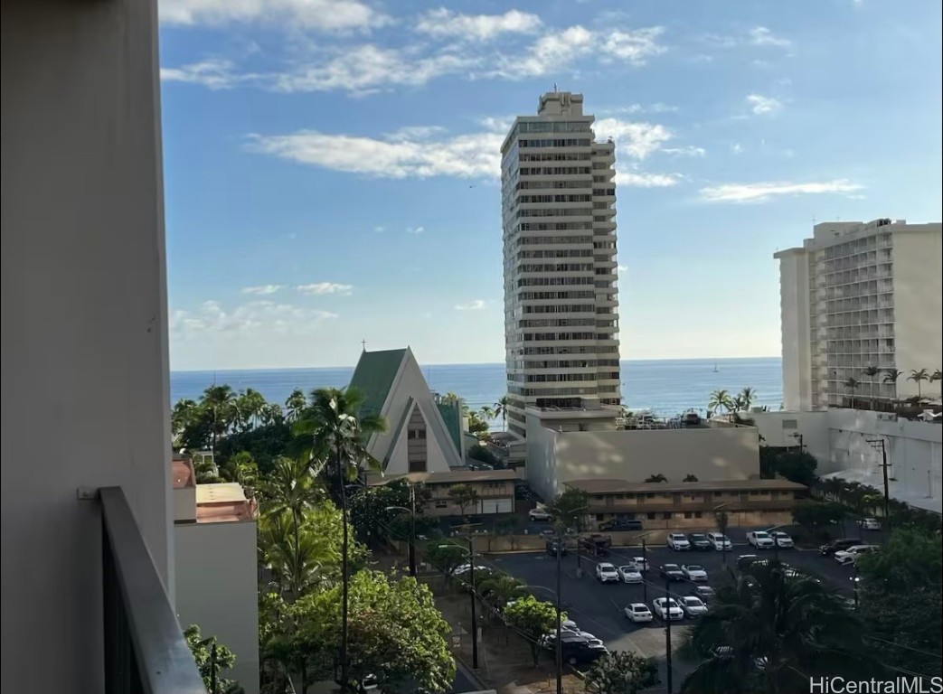 Waikiki Banyan Condominium