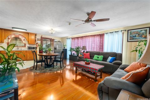 94-1334 Henokea Street Waipahu HI 96797