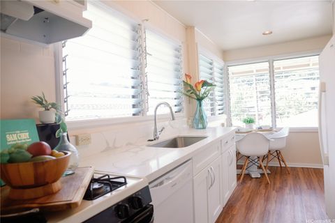 2813 Dow Street Honolulu HI 96817