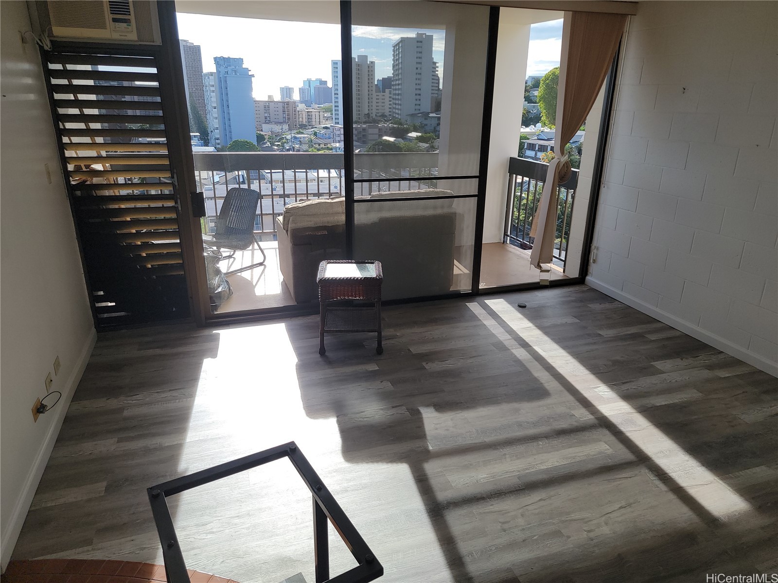 Makikilani Plaza Residential Lease