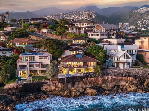 4240 Kaikoo Place Honolulu HI 96816