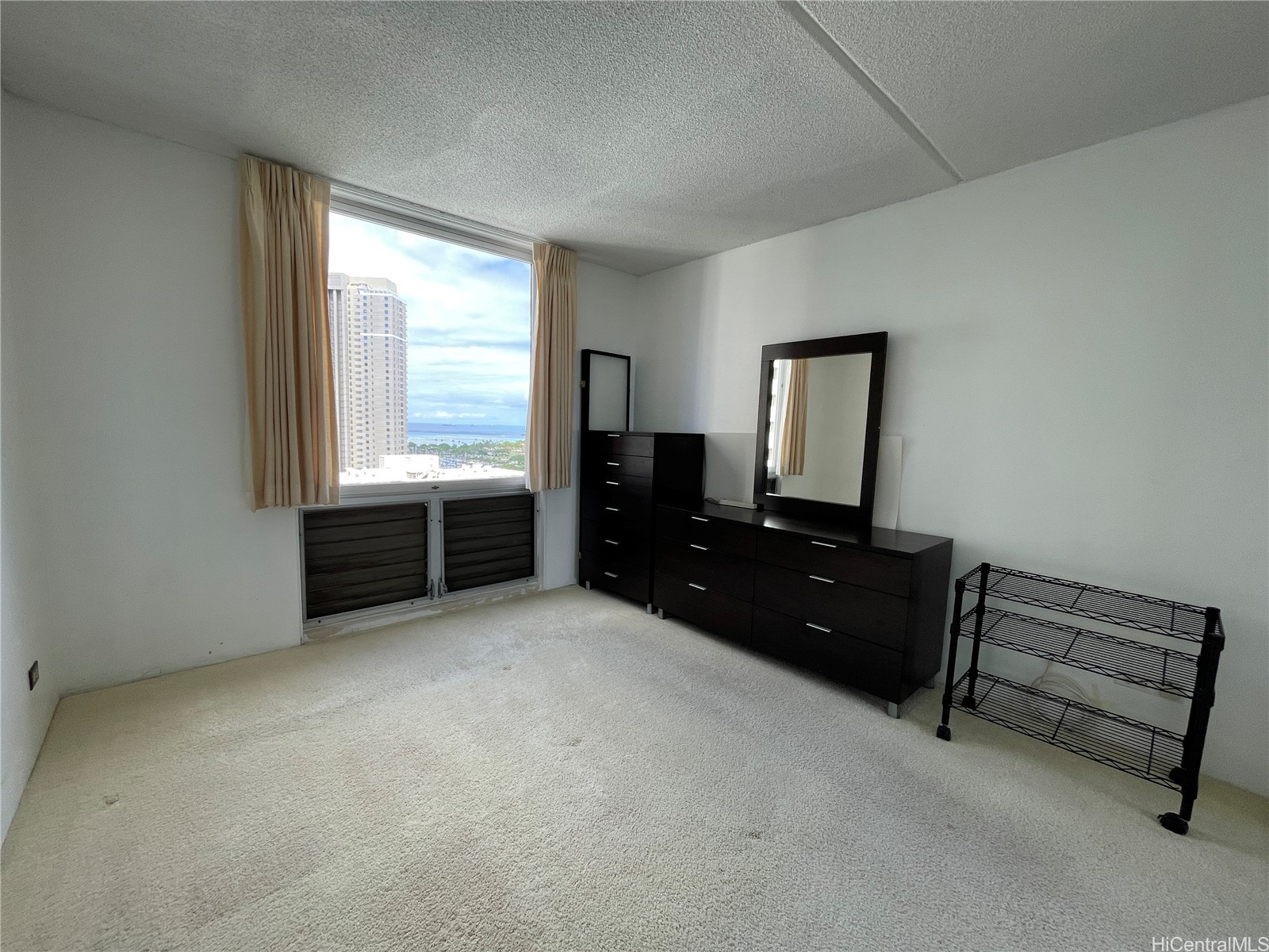 1717 Ala Wai Boulevard 2107