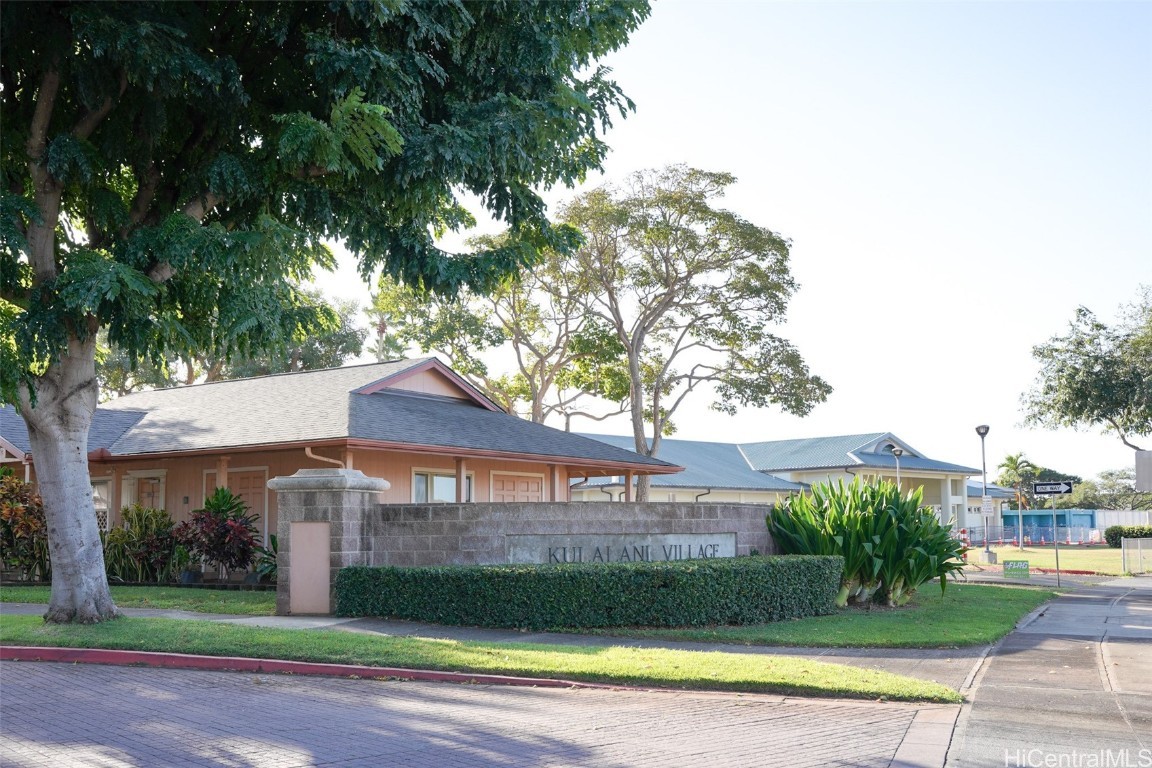 Kulalani Village Condominium