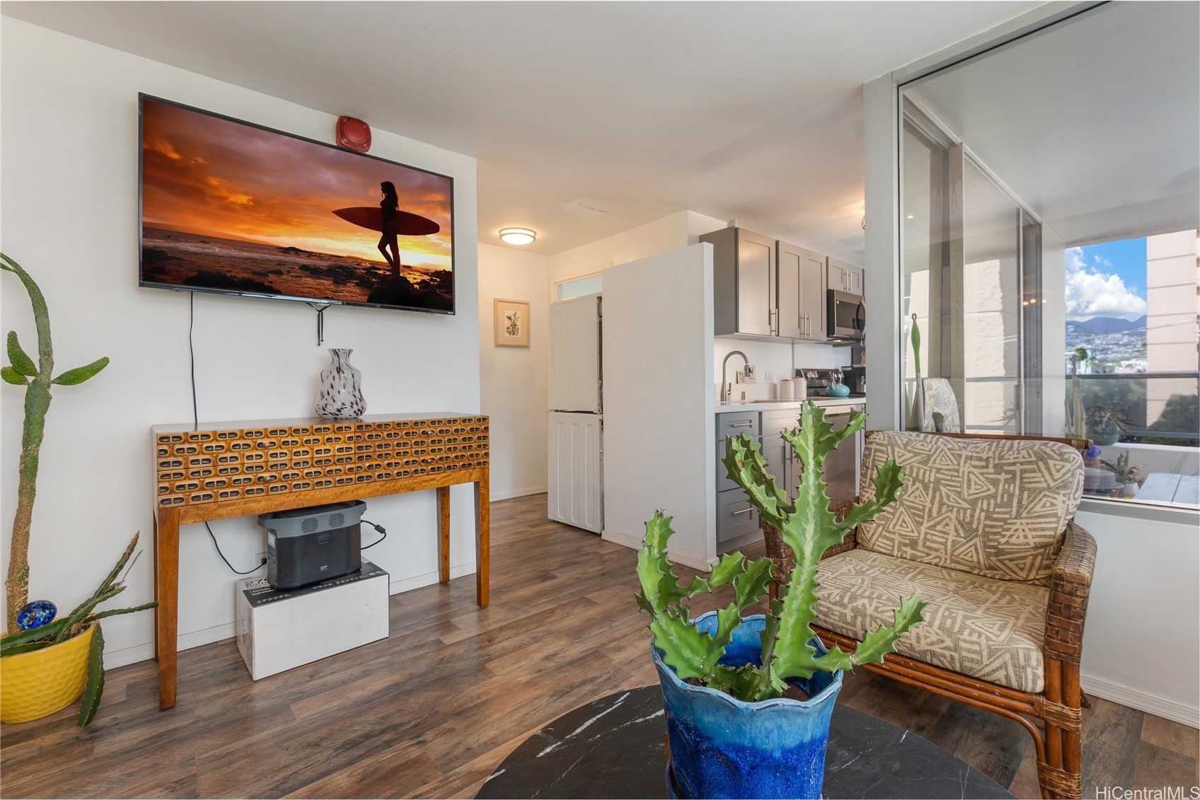 2421 Tusitala Street 401