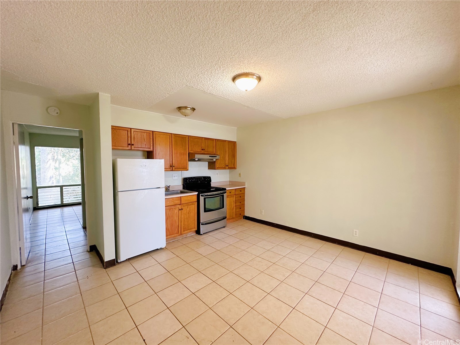 142 Lakeview Circle