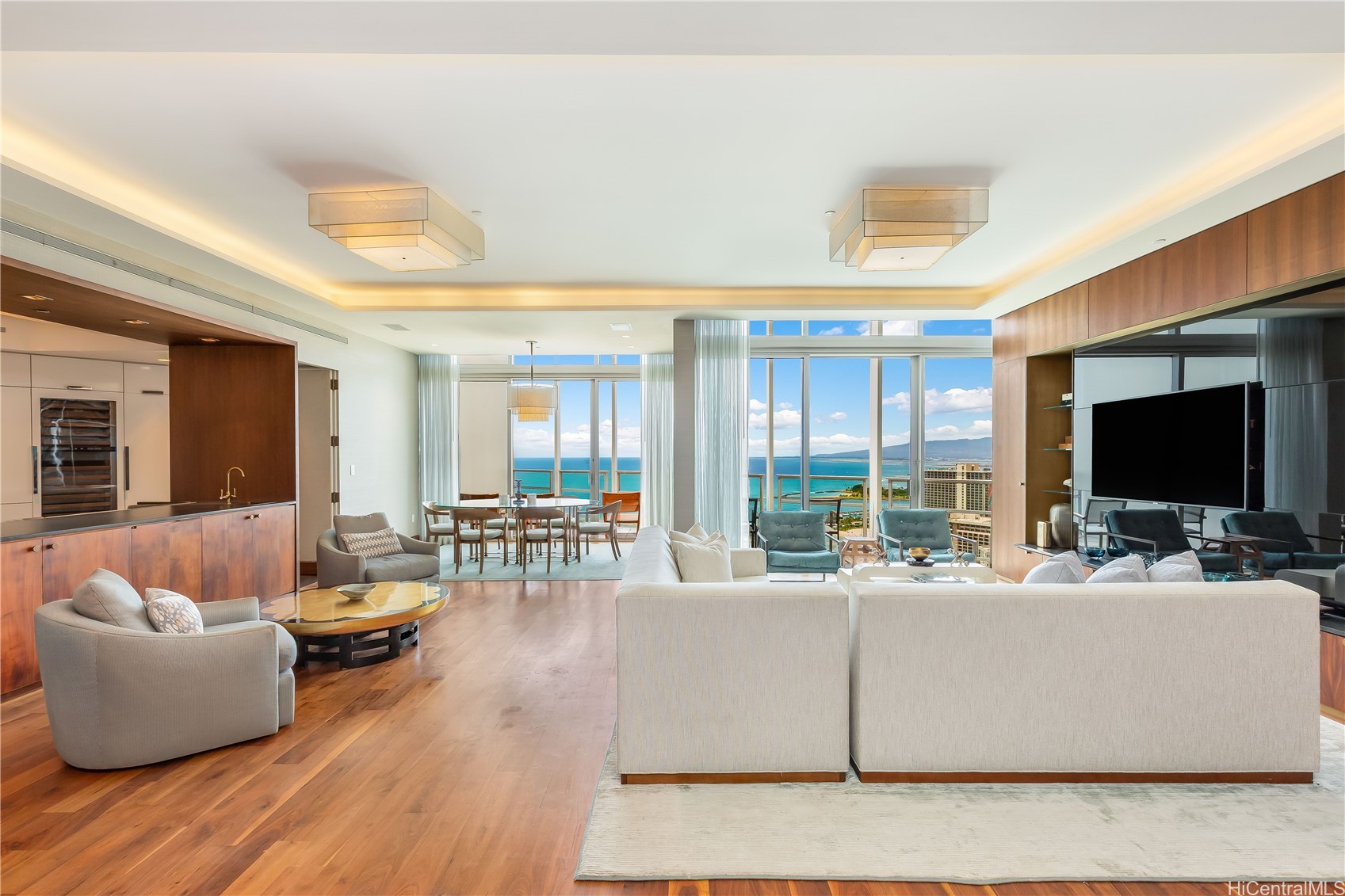 223 Saratoga Road PHD