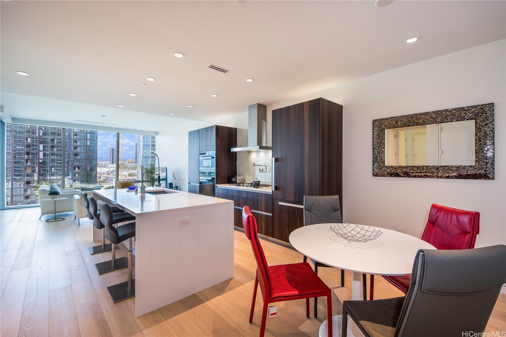 1118 Ala Moana Boulevard 1203