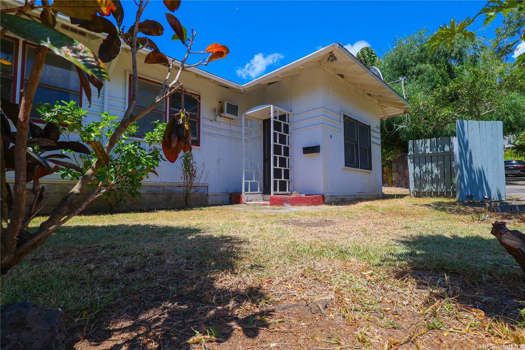 1914 Manoa Road