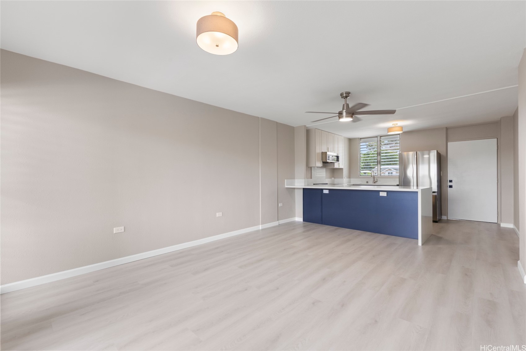 2001 Aupuni Street 803