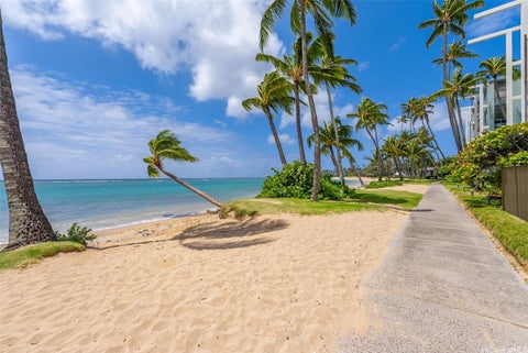 Photo of 4999 Kahala Avenue #368, Honolulu, HI 96816 (MLS # 202615907)