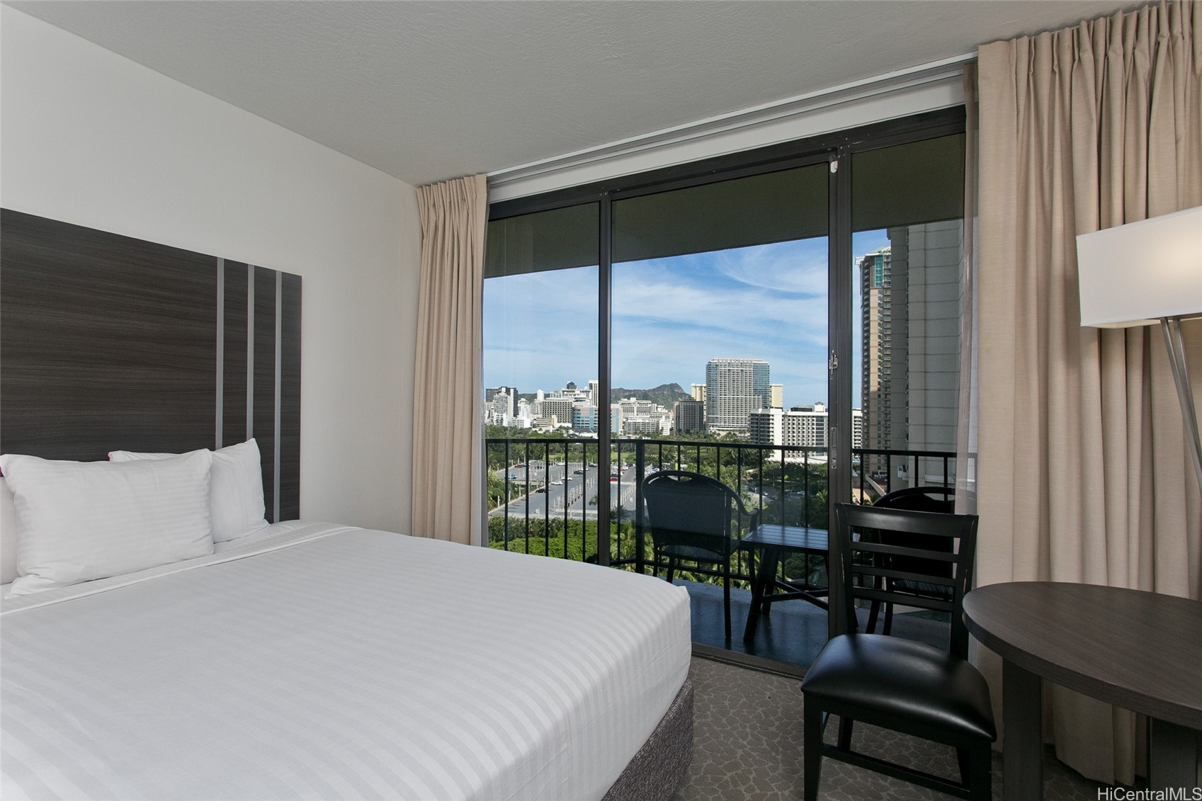 1850 Ala Moana Boulevard 1118