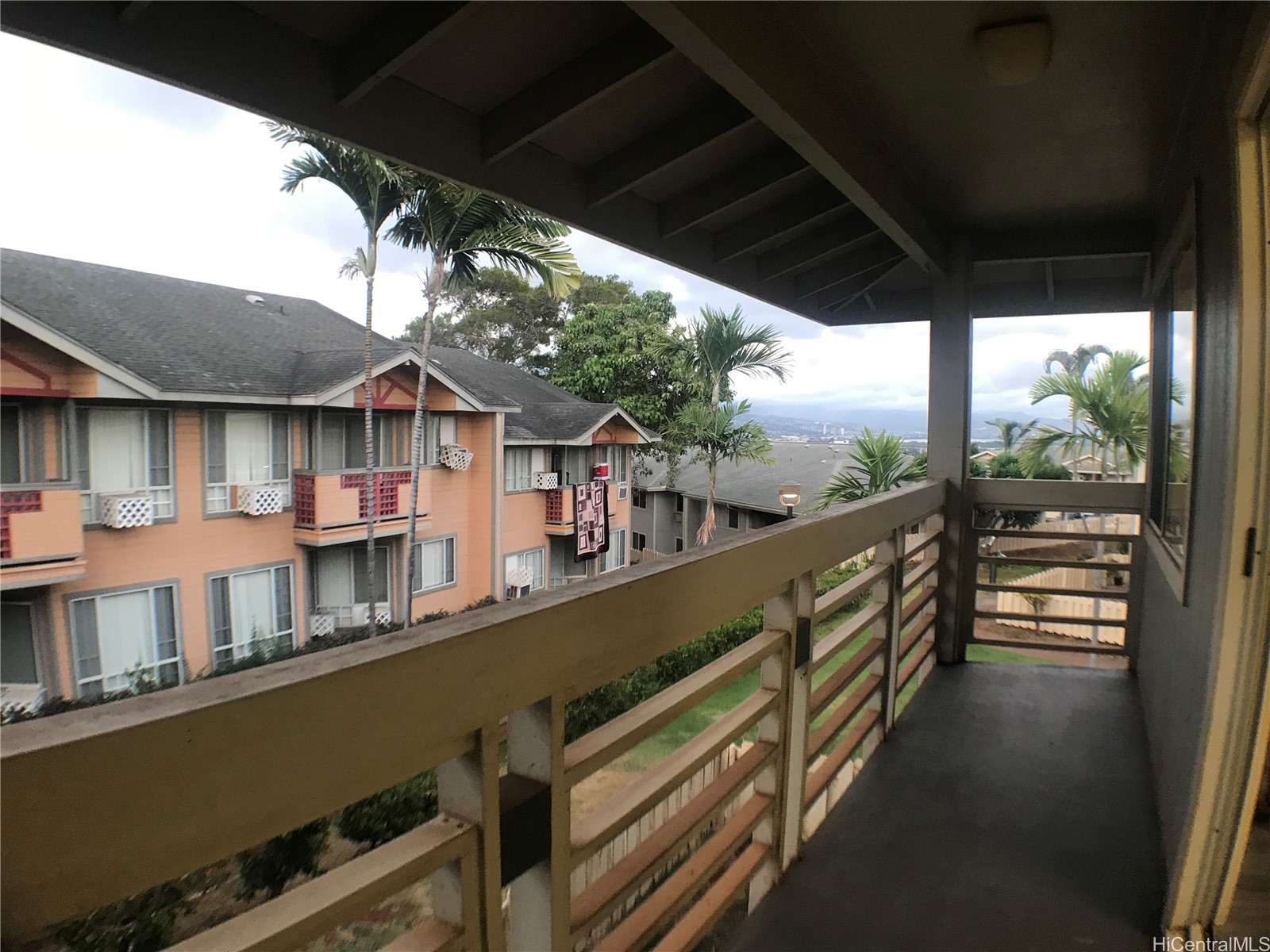 Waipahu Townhouse
