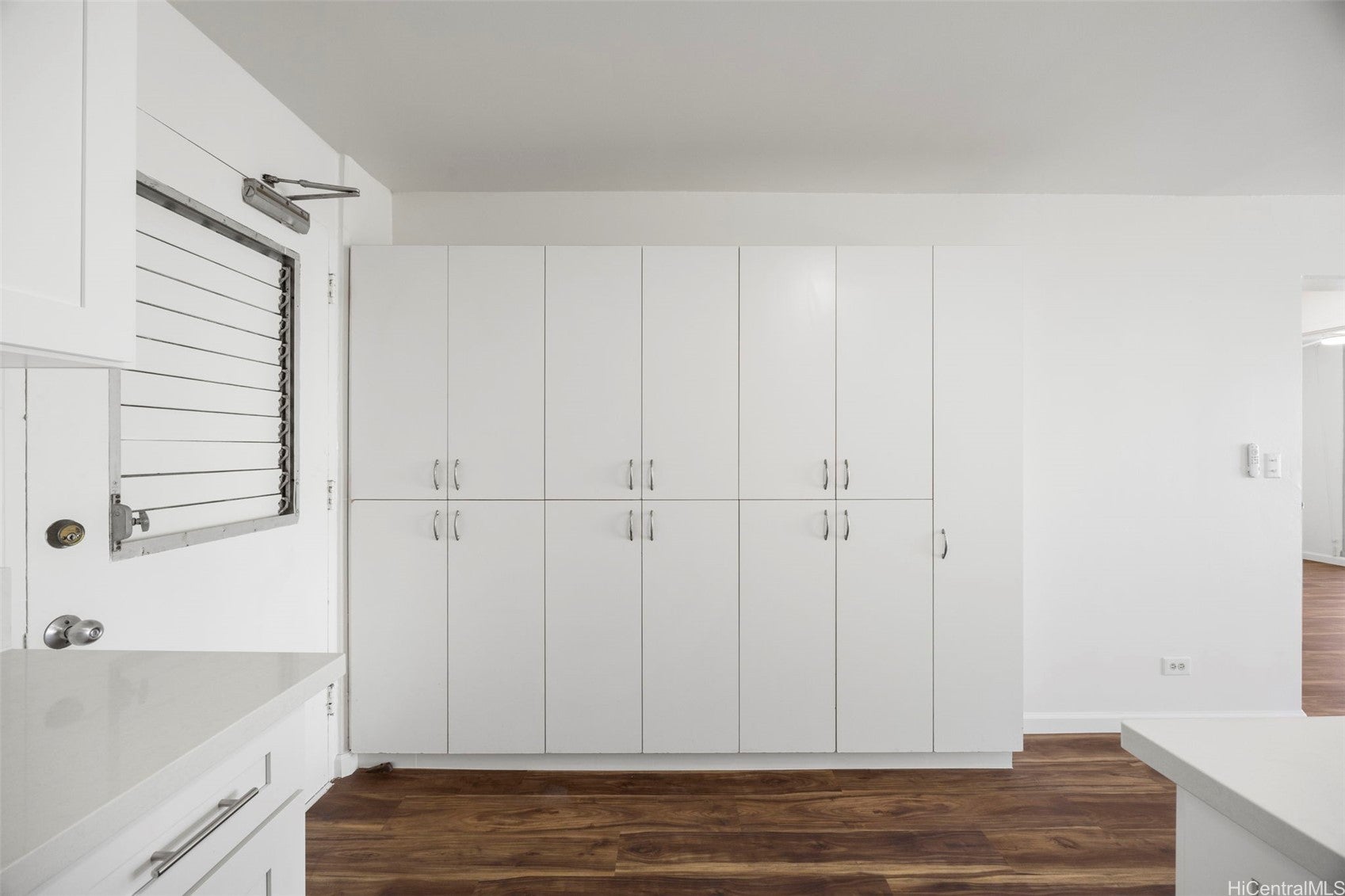 2440 Date Street 904