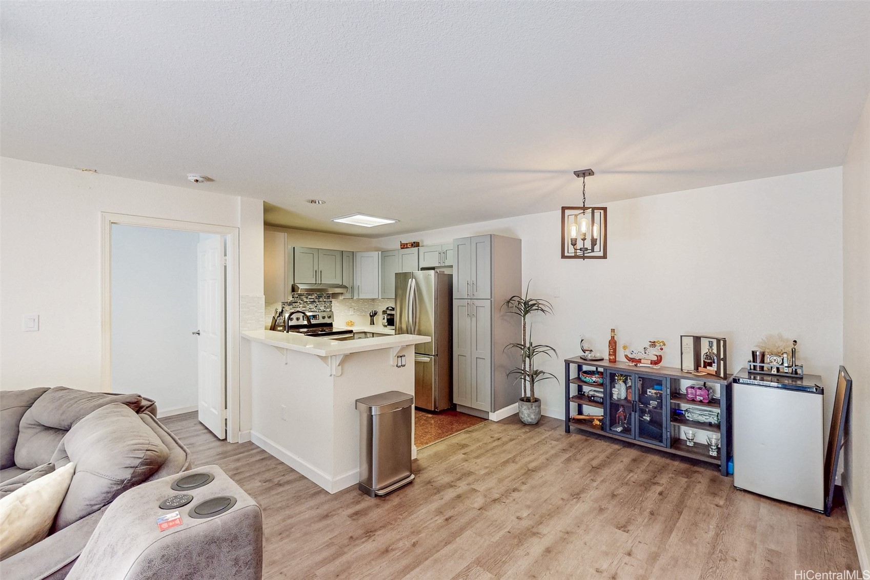 95-270 Waikalani Drive L104