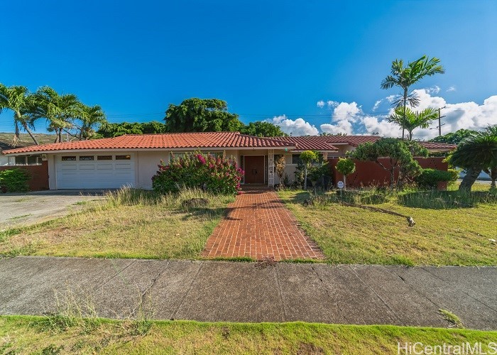 Waialae Golf Course Home Residence