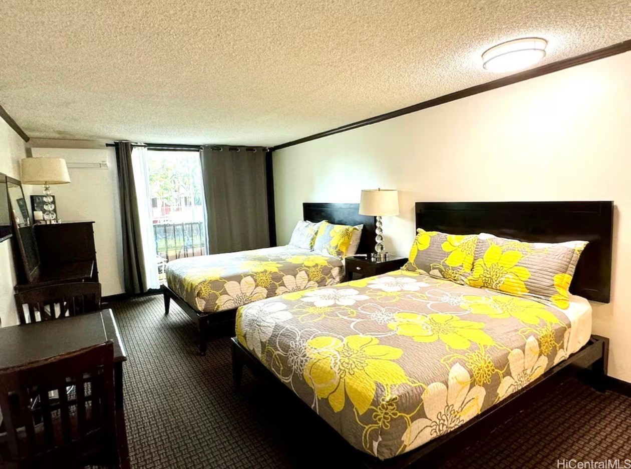 2425 Kuhio Avenue 206