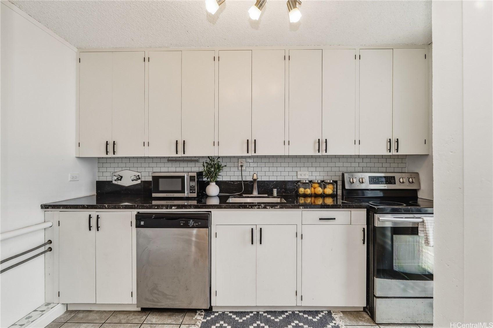 3017 Pualei Circle 216