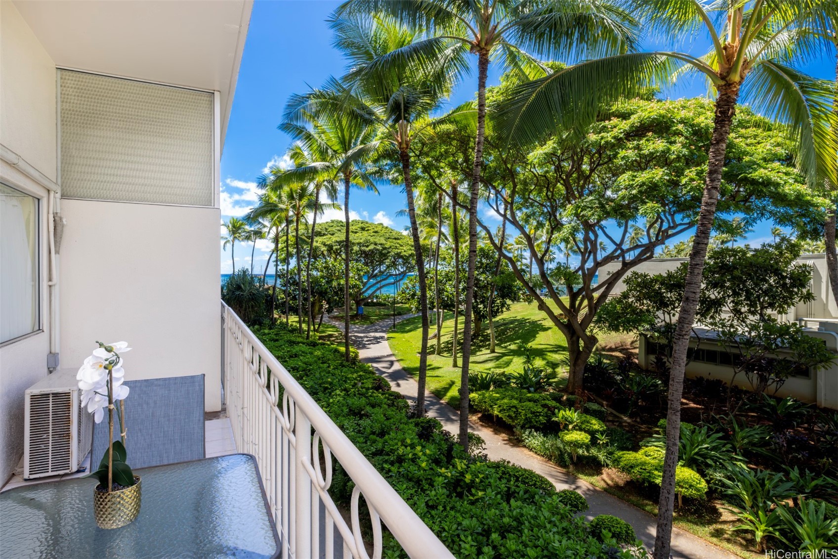 2161 Kalia Road 218