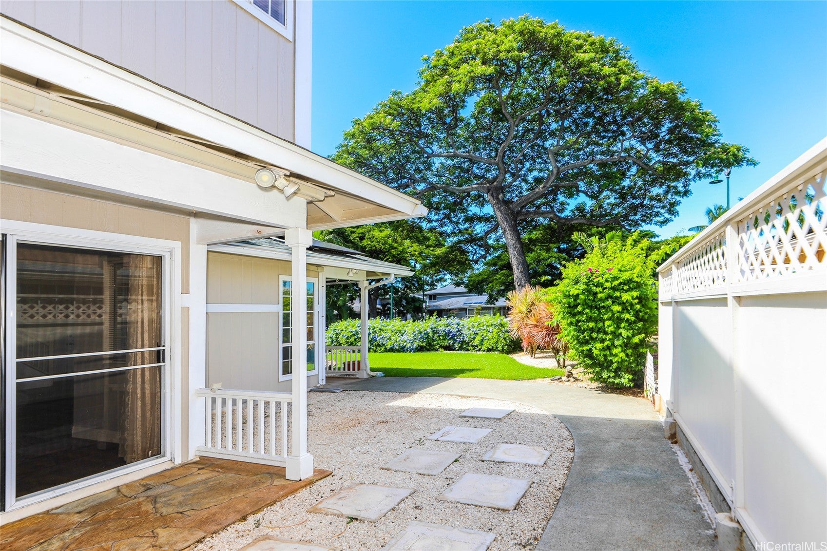 91-1221 Aawa Drive