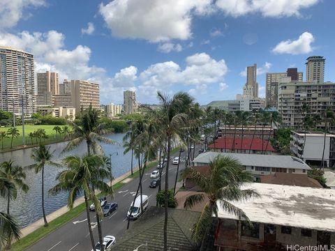 Photo of 444 Niu Street #909, Honolulu, HI 96815 (MLS # 202604526)