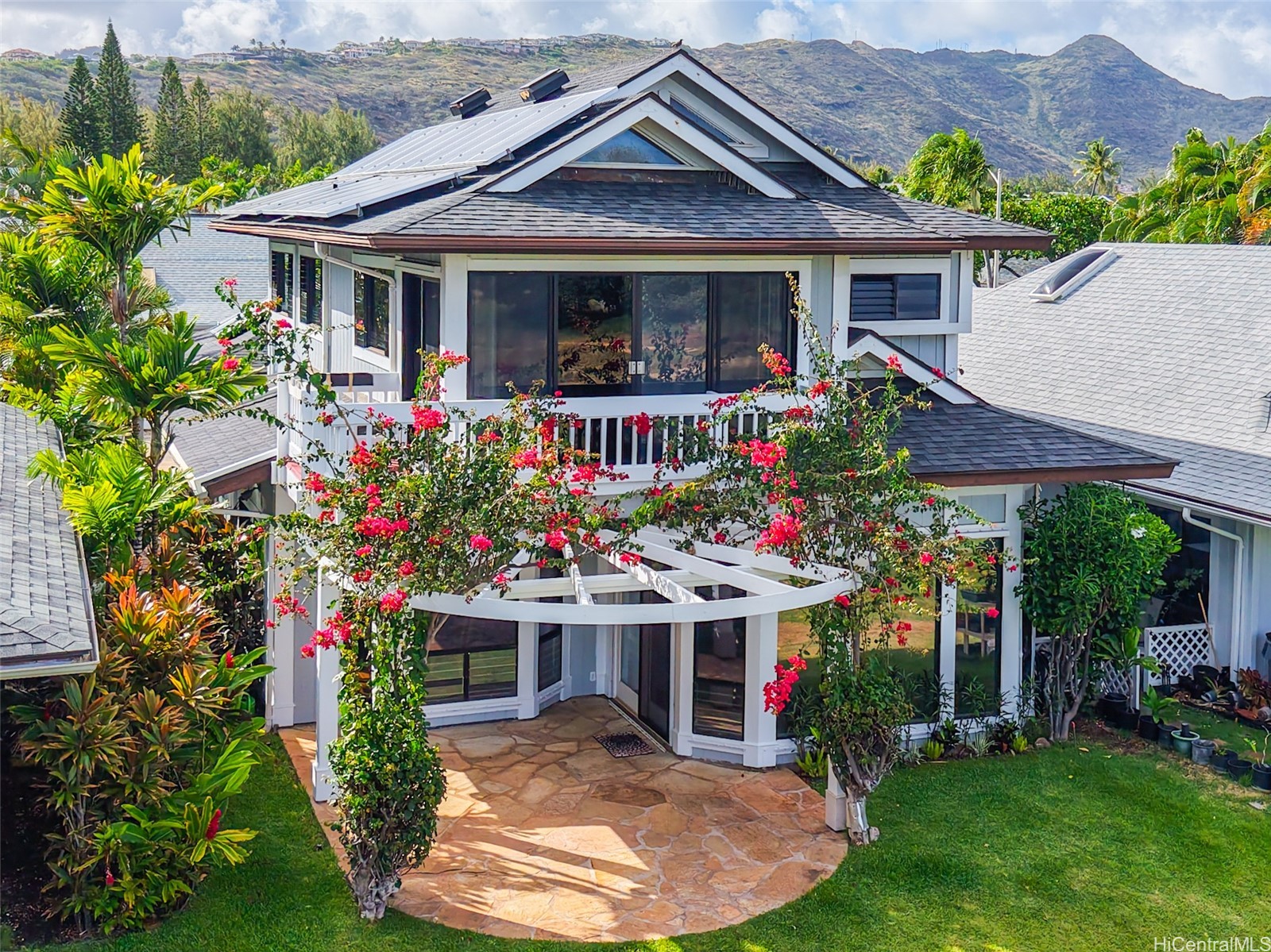 382 Kuanalu Place