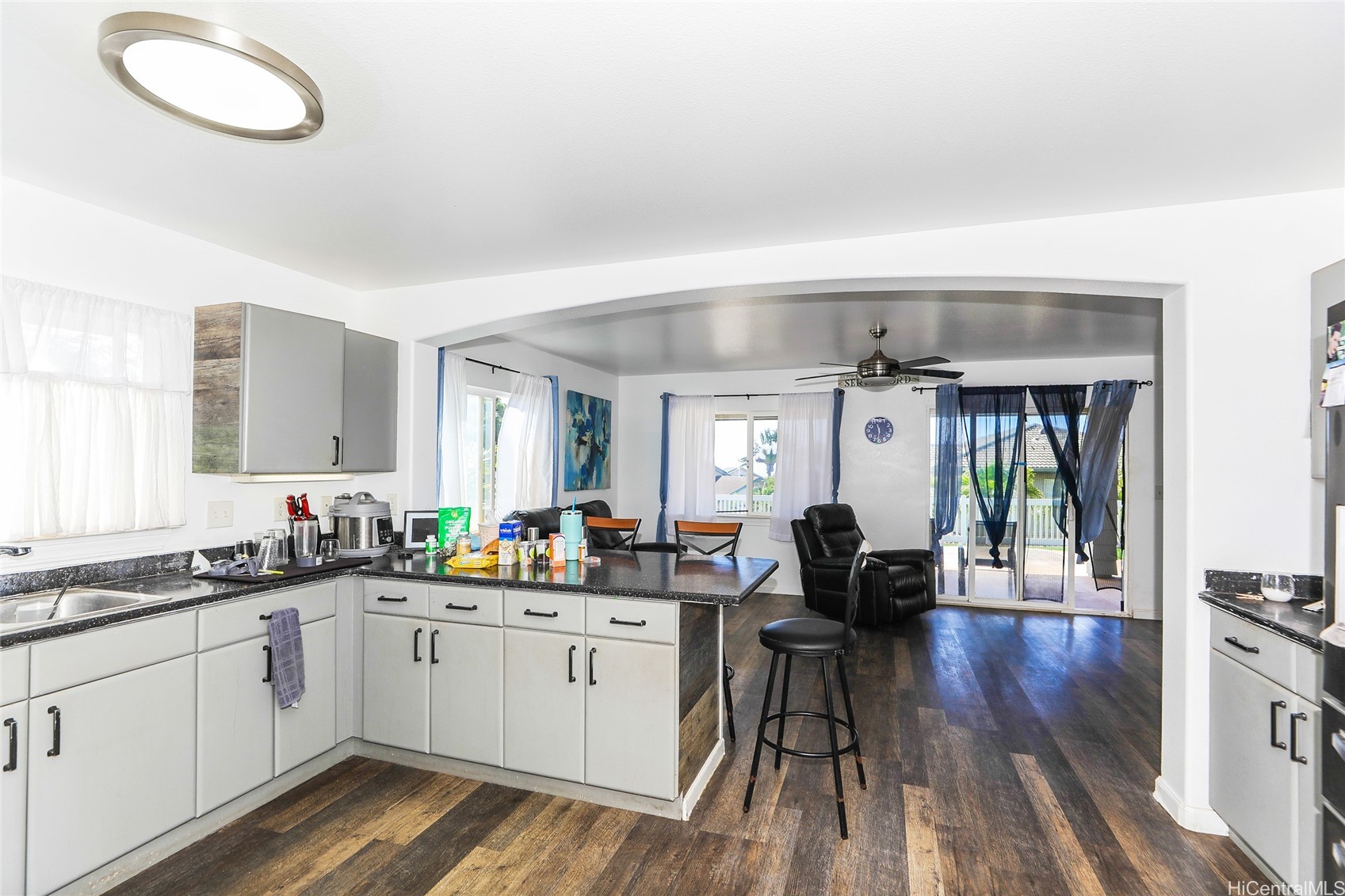 92-124 Hihialou Place