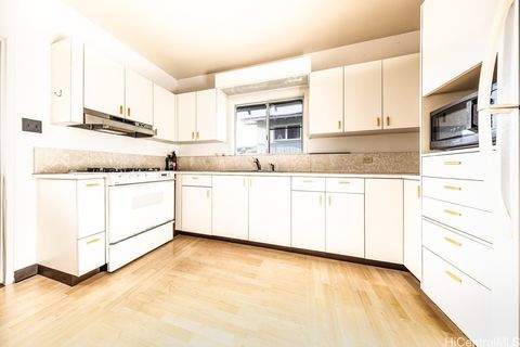 1709 Perry Street Honolulu HI 96819