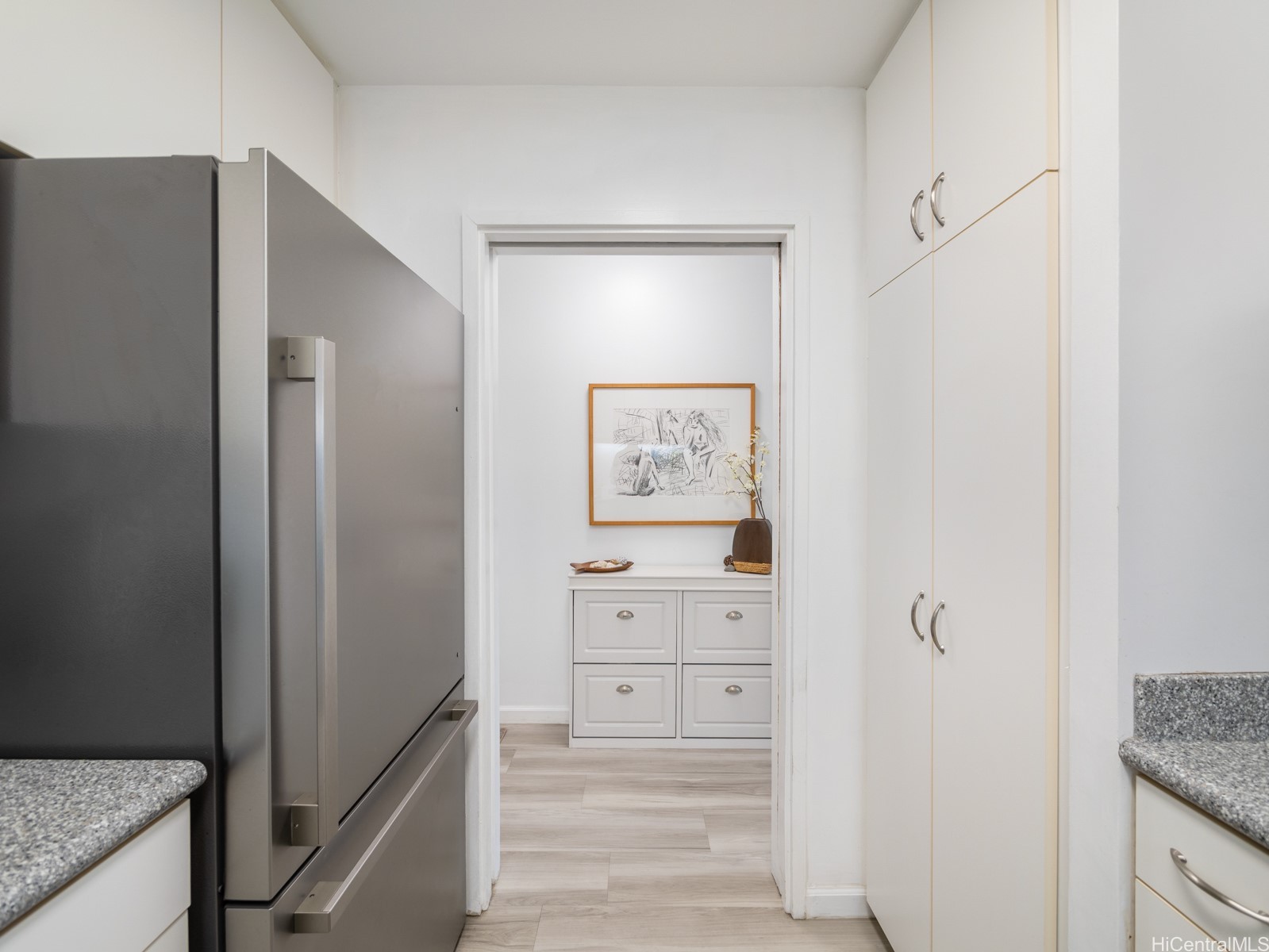 731 Amana Street 1503