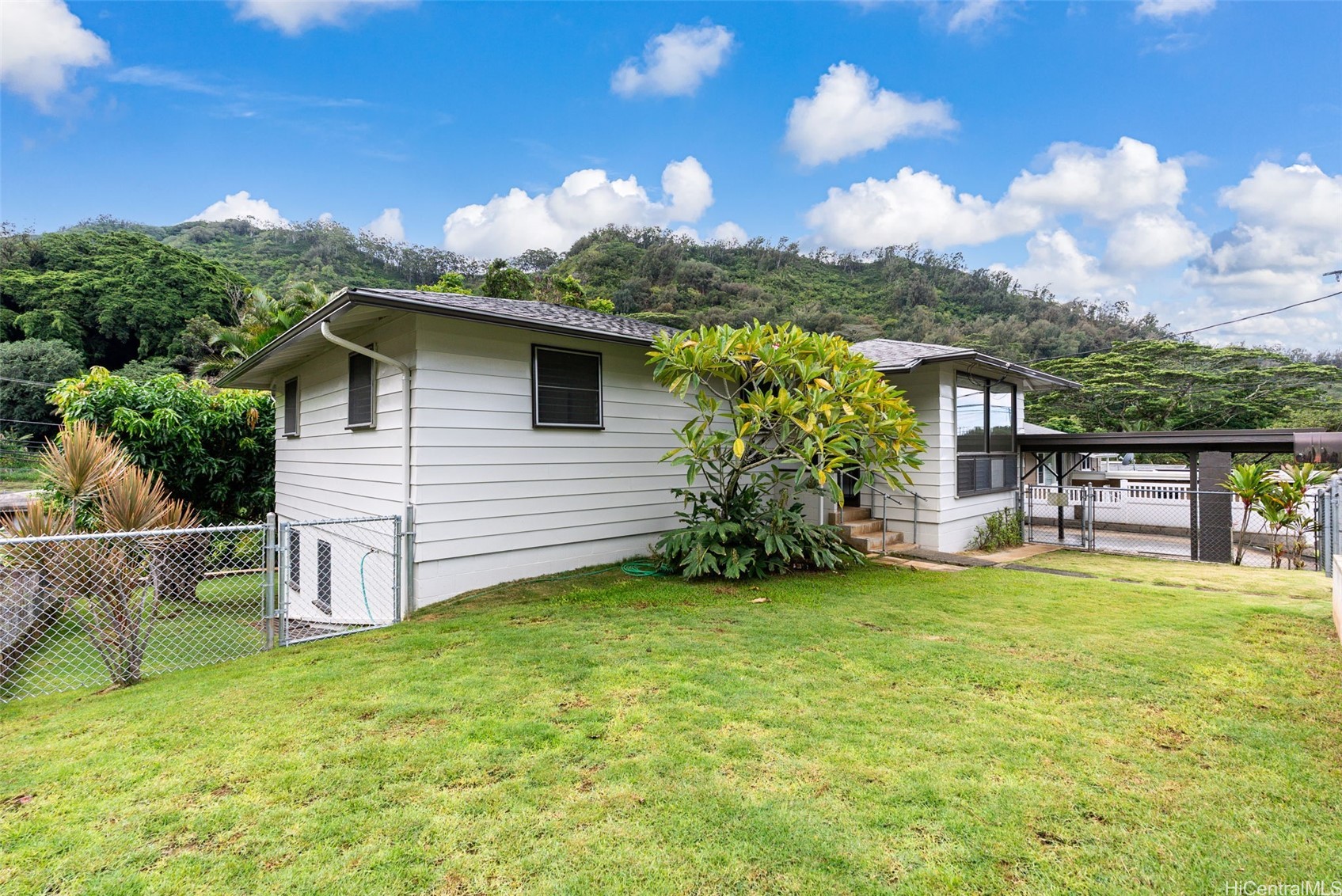 3043 Numana Road