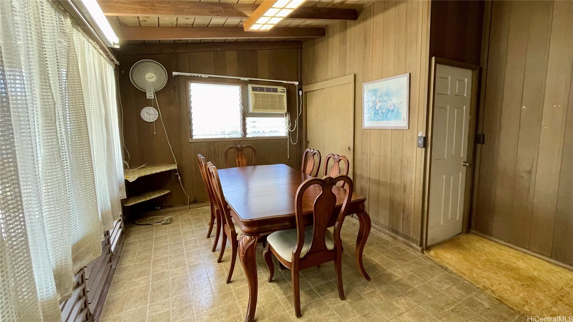 261 Hoomalu Street