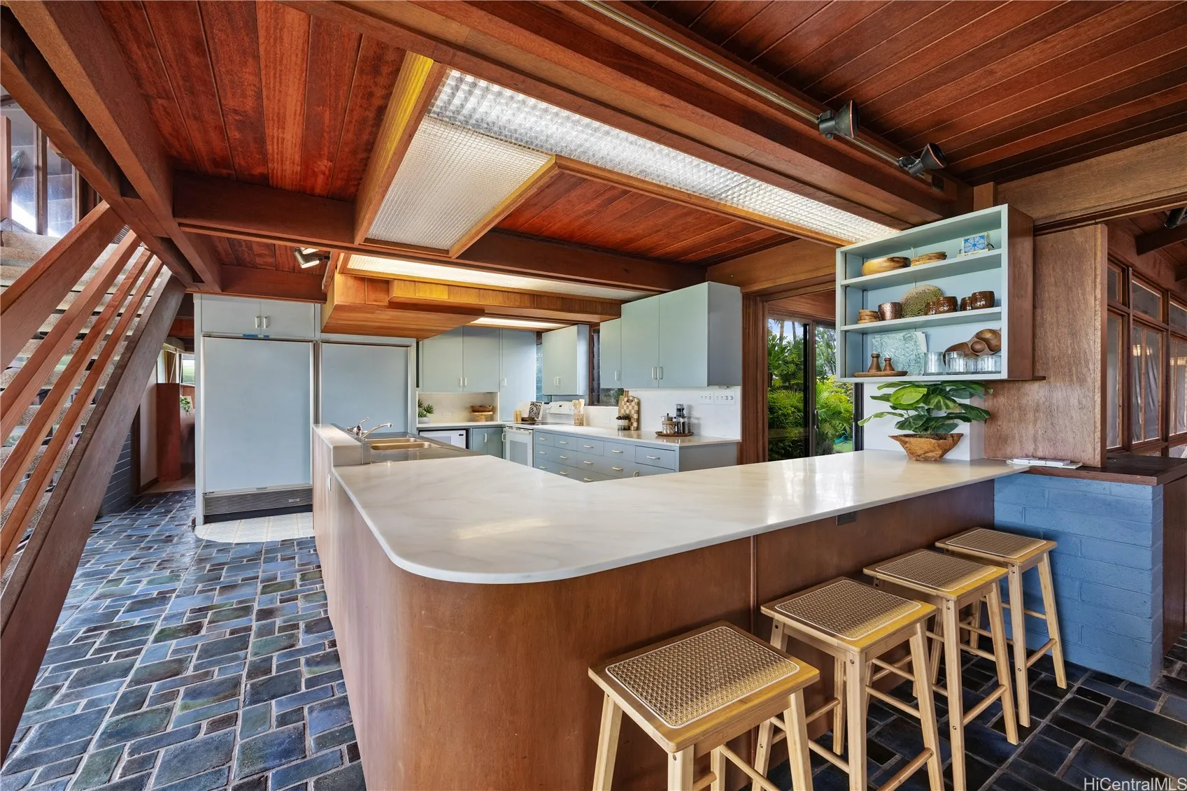 Kailua, Hawaii 96734, United States, 3 Bedrooms Bedrooms, ,3 BathroomsBathrooms,Residential,Pending,214837