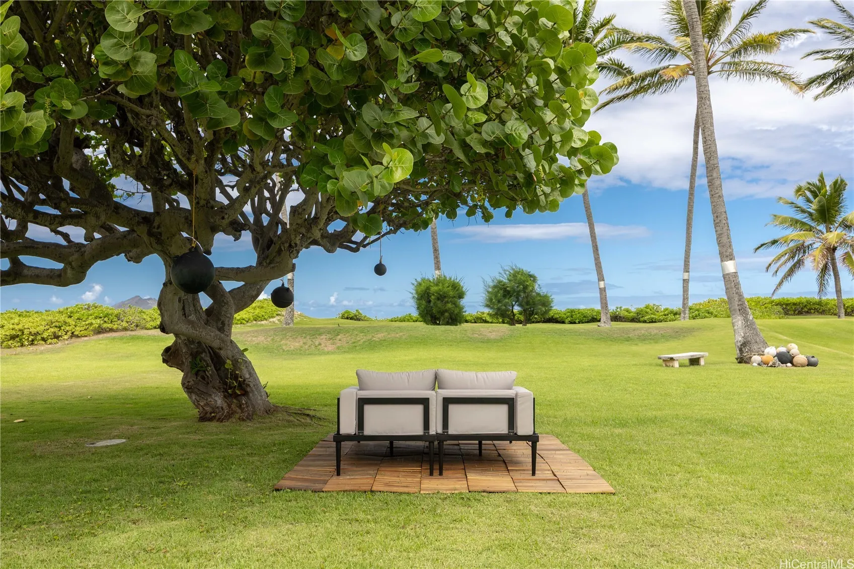 Kailua, Hawaii 96734, United States, 3 Bedrooms Bedrooms, ,3 BathroomsBathrooms,Residential,Pending,214837