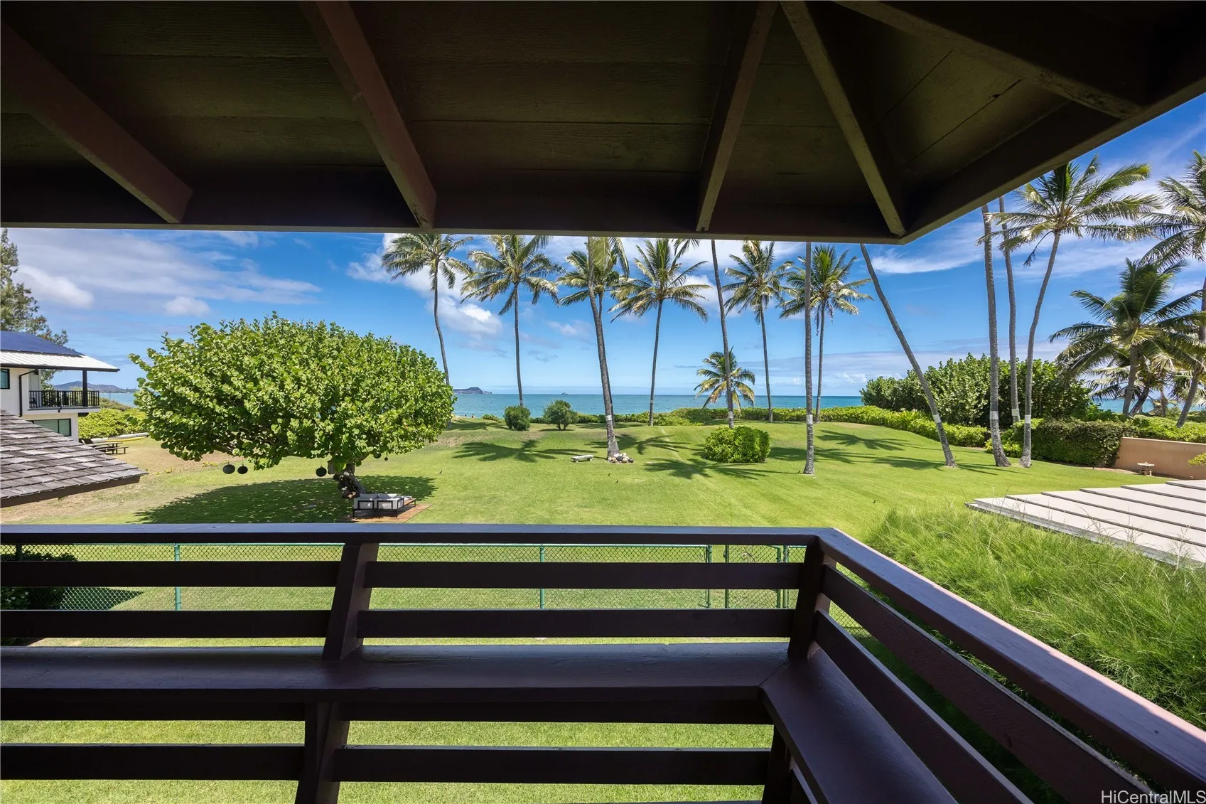 Kailua, Hawaii 96734, United States, 3 Bedrooms Bedrooms, ,3 BathroomsBathrooms,Residential,Pending,214837