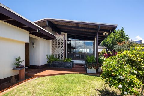 Photo of 1627 Anakole Place, Pearl City, HI 96782 (MLS # 202608409)