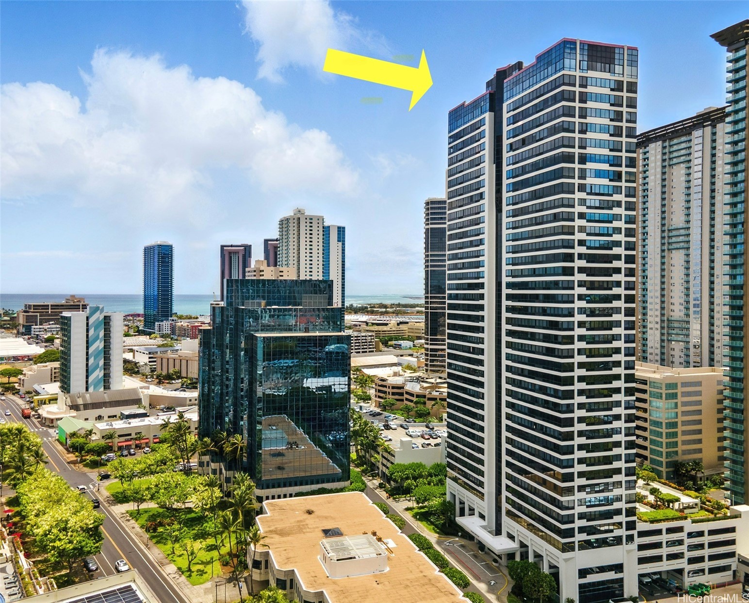 Royal Capitol Plaza Condominium