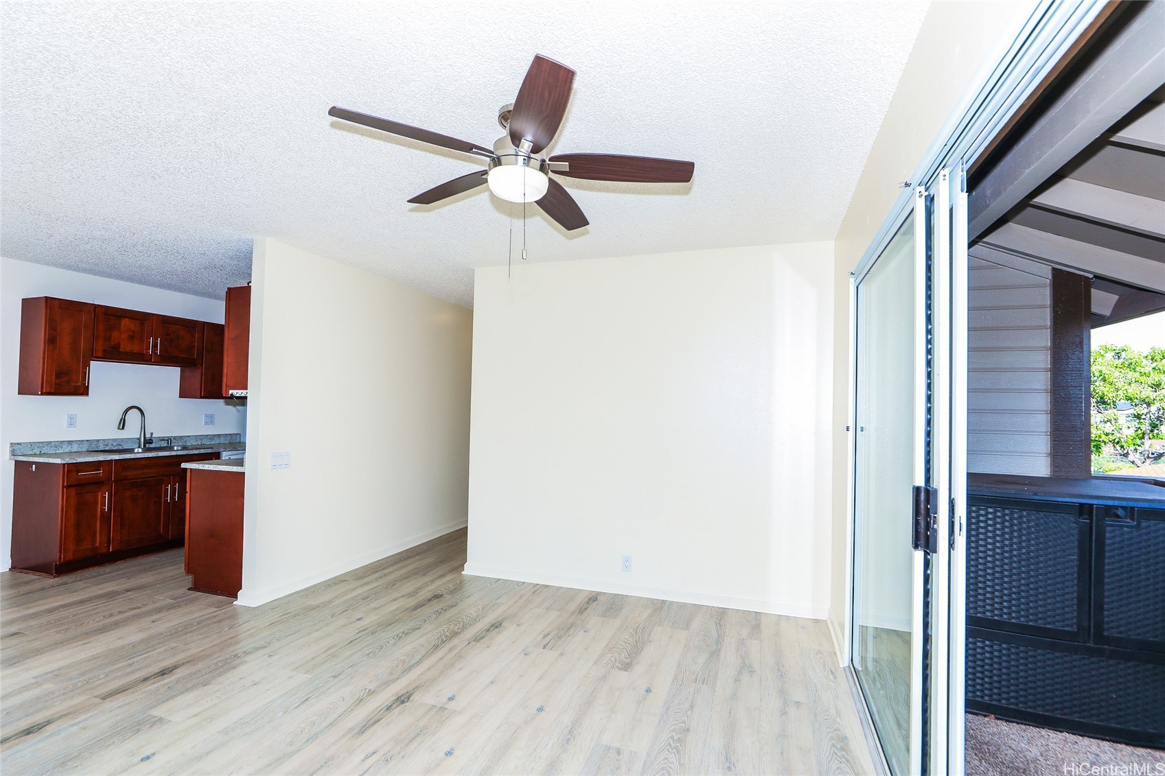 91-1180 Puamaeole Street 10T