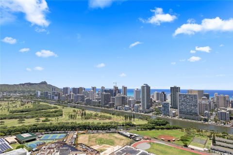 581 Kamoku Street PH4 Honolulu HI 96826