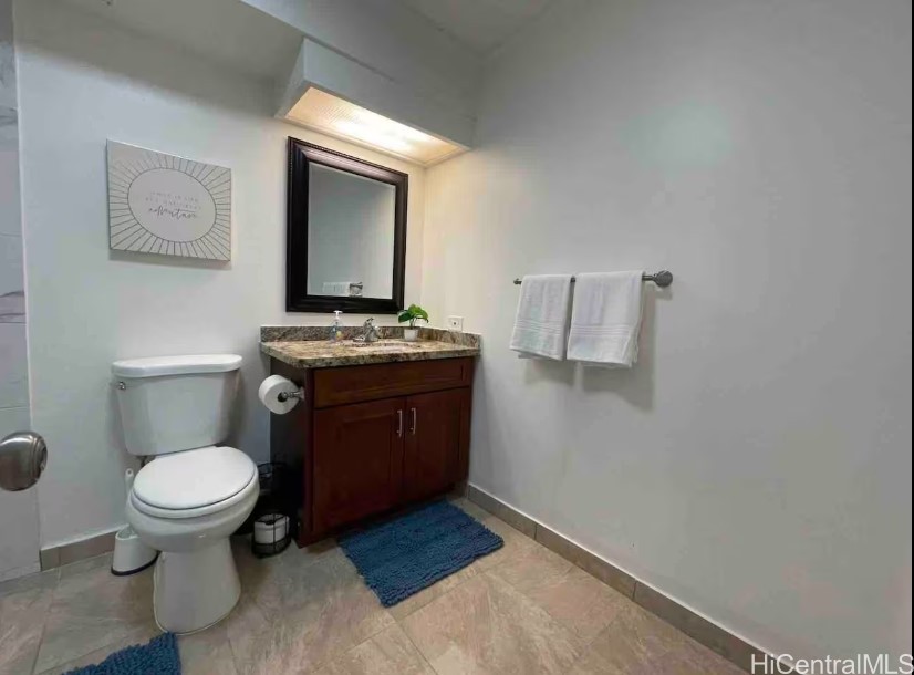 2465 Kuhio Avenue 304