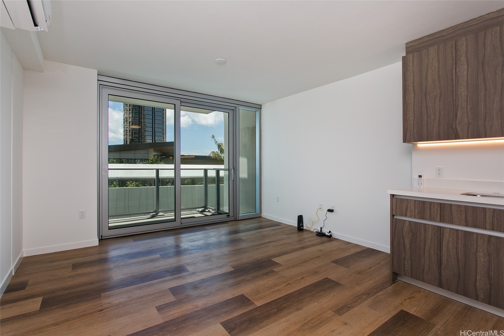 1515 Liona Street 1509