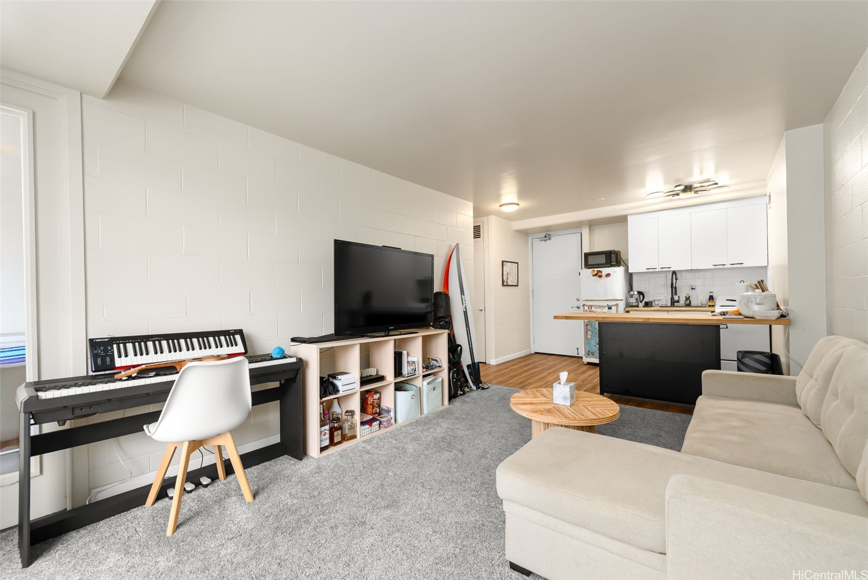 445 Kaiolu Street 212