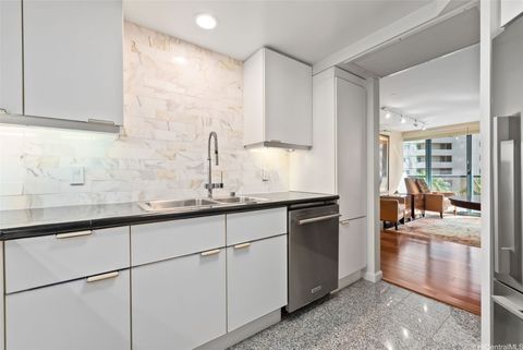 1888 Kalakaua Avenue 907 Honolulu HI 96815