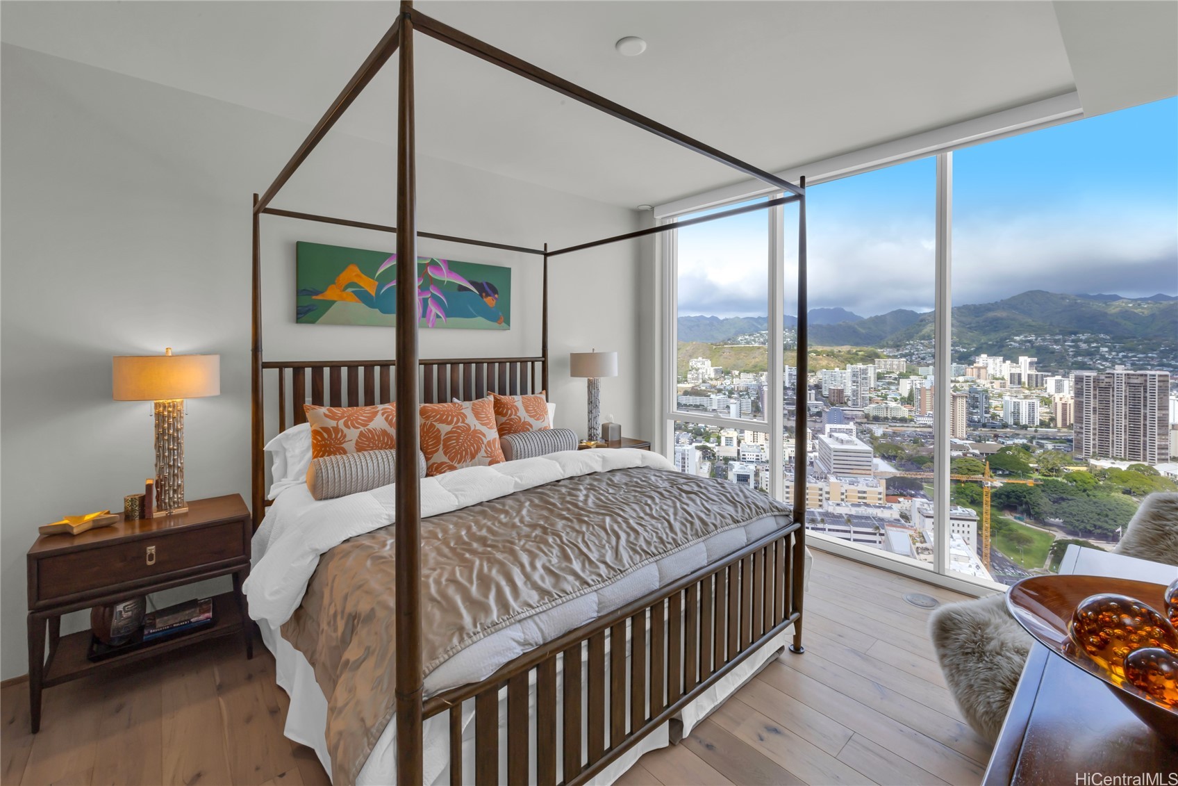 888 Kapiolani Boulevard PH4501