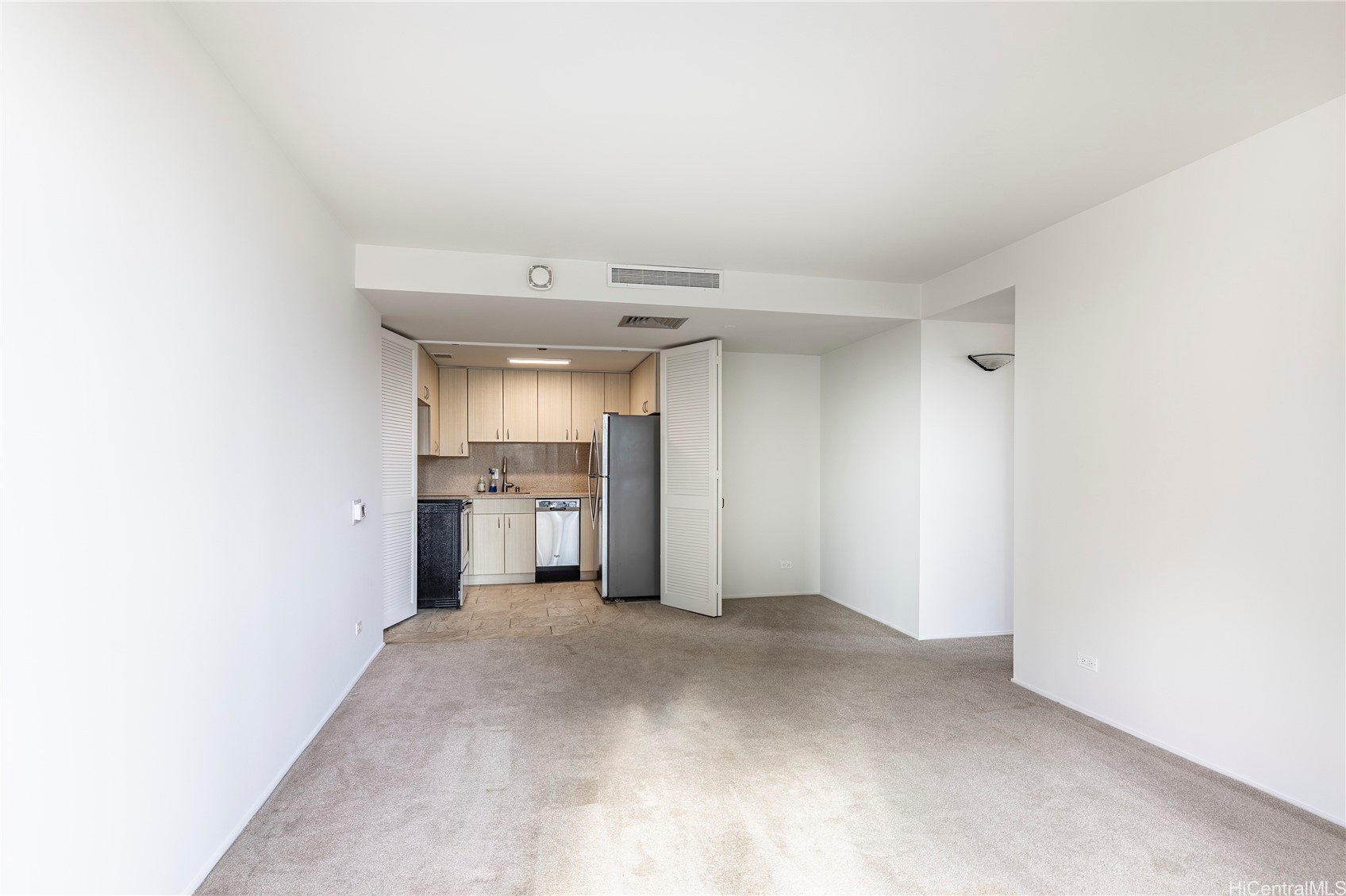 225 Queen Street 16A