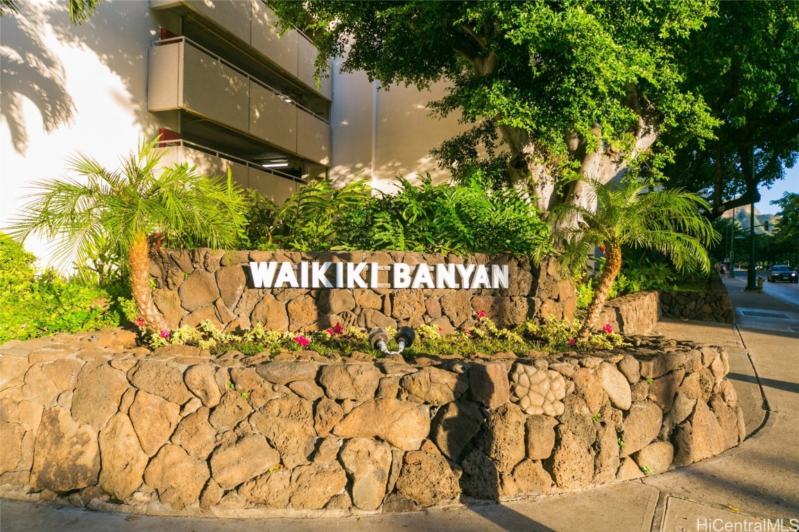 Waikiki Banyan Condominium