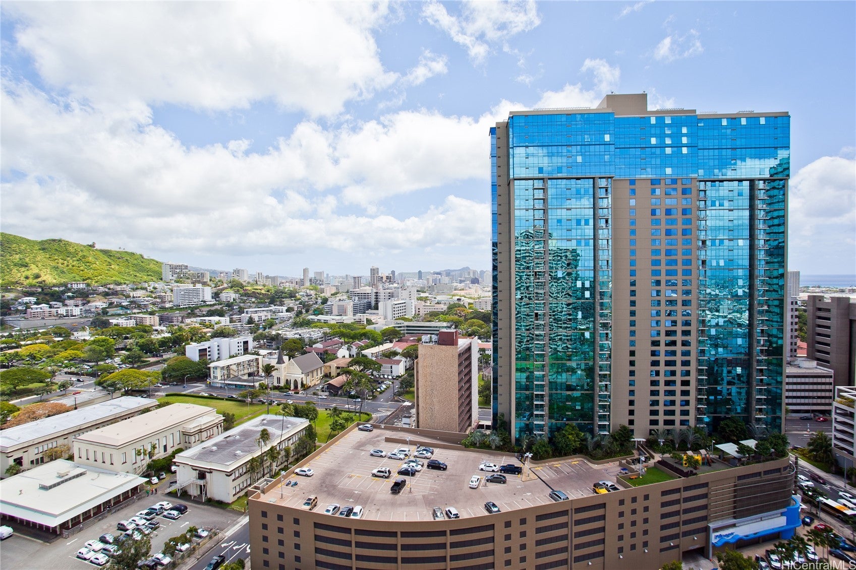 1200 Queen Emma Street 2302