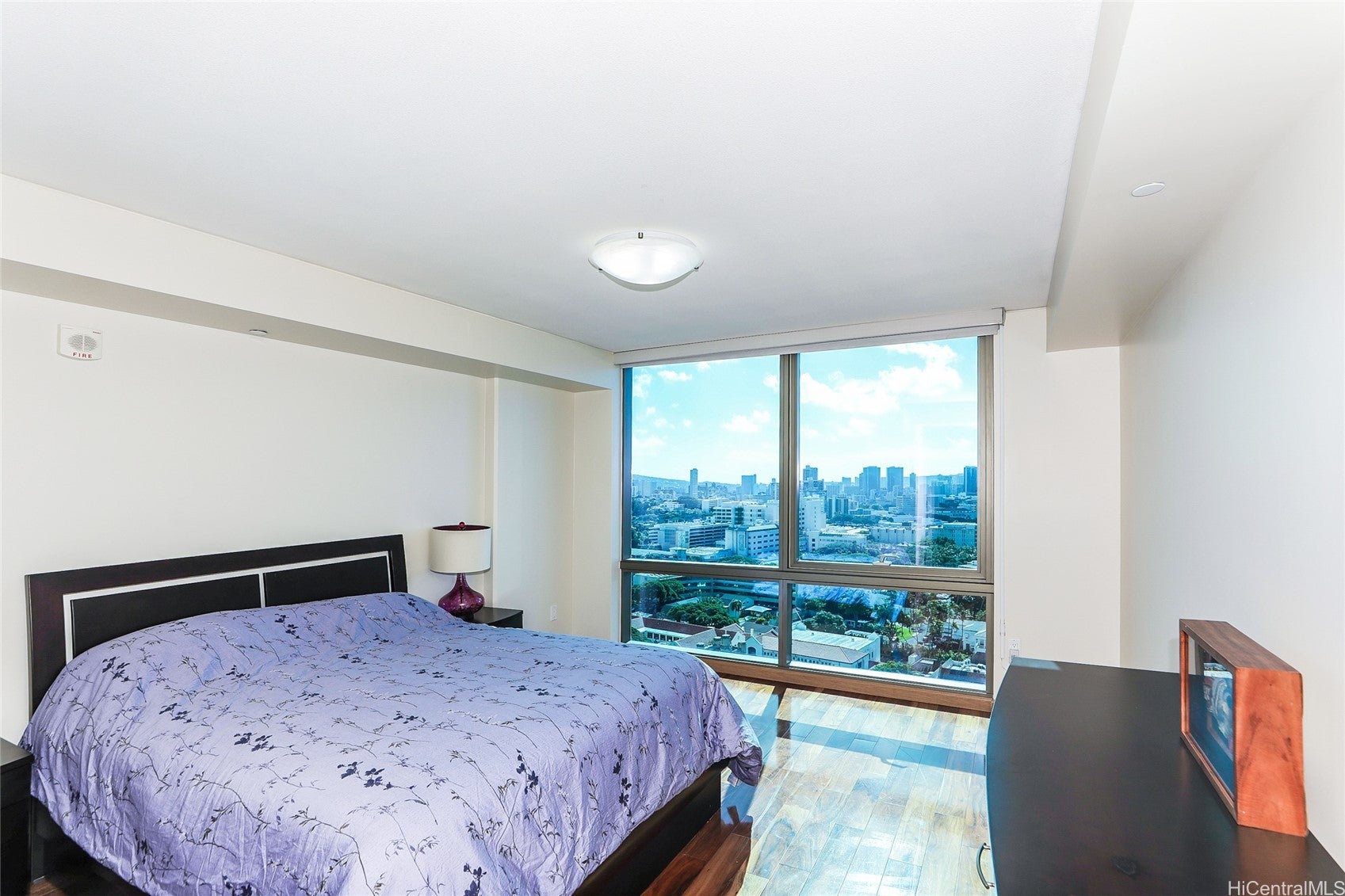 1200 Queen Emma Street 2302