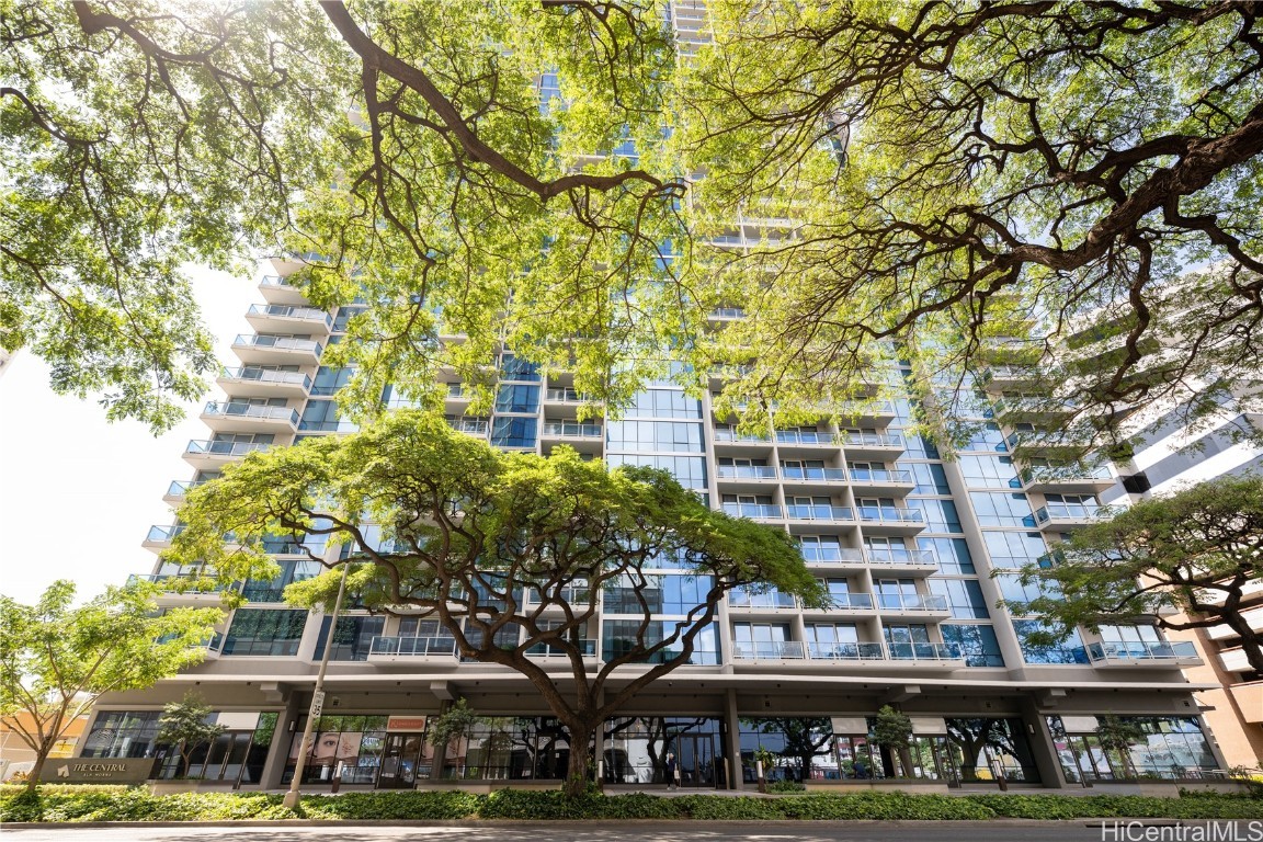 The Central Ala Moana Condominium