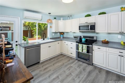 1125 Wainiha Street D Honolulu HI 96825