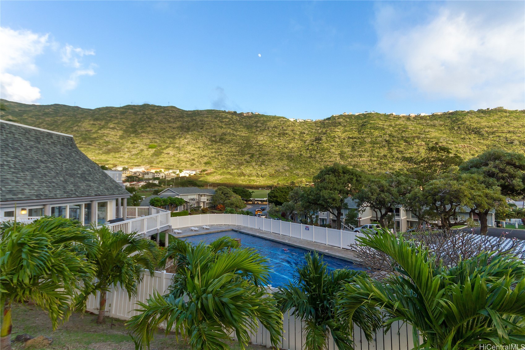 Mariners Village 3 Condominium