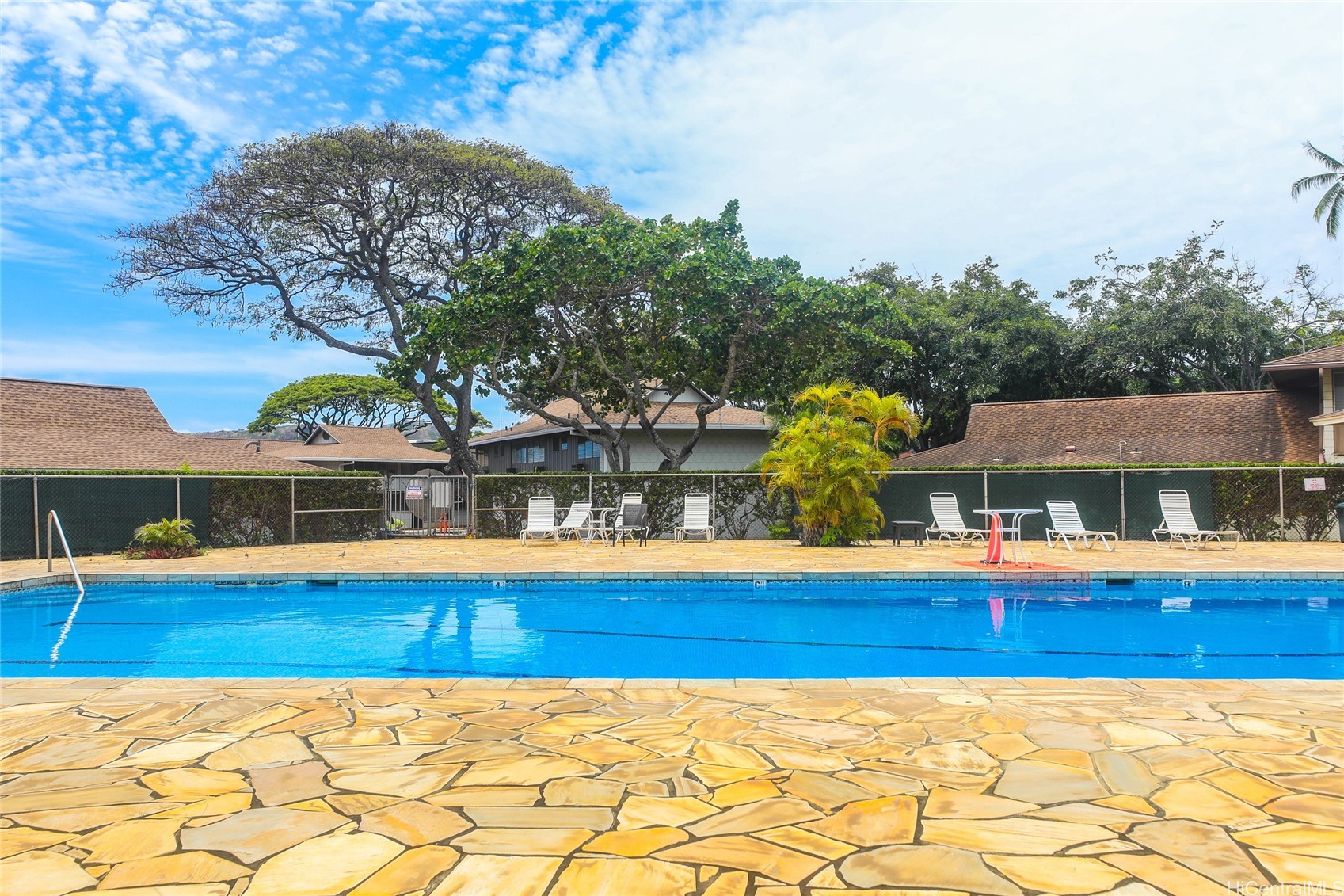 Tropic Gardens 1 Condominium